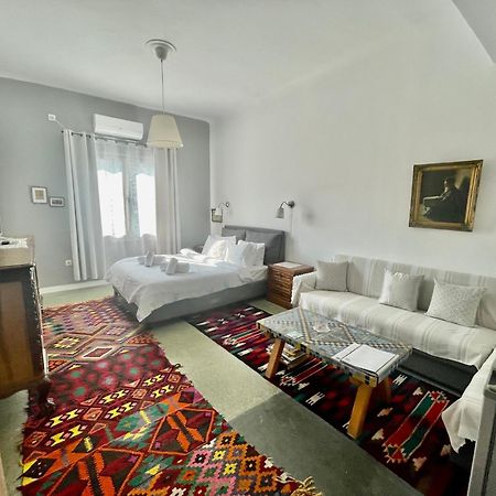 A Litte Taste Of Home Guest House أثينا المظهر الخارجي الصورة