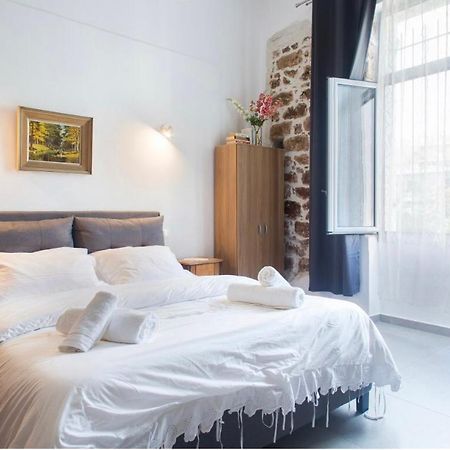 A Litte Taste Of Home Guest House أثينا المظهر الخارجي الصورة