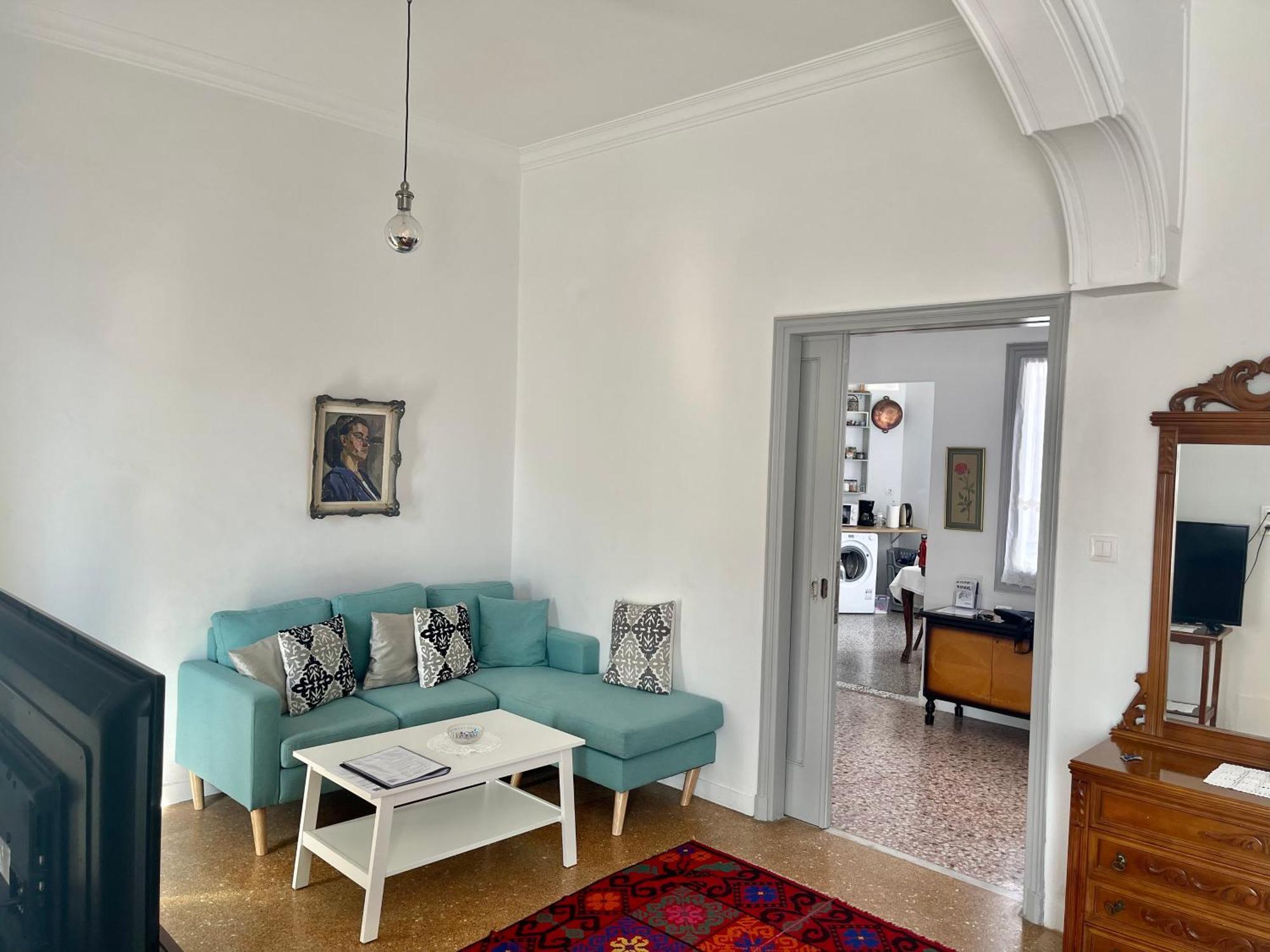 A Litte Taste Of Home Guest House أثينا المظهر الخارجي الصورة