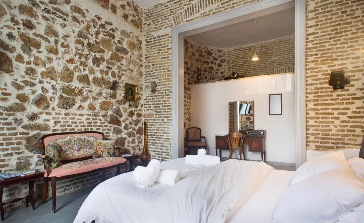 A Litte Taste Of Home Guest House أثينا المظهر الخارجي الصورة