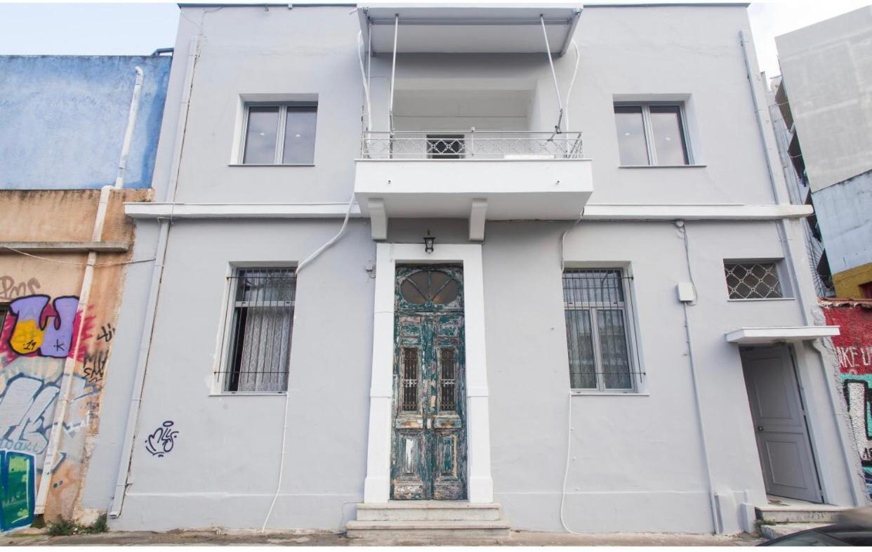 A Litte Taste Of Home Guest House أثينا المظهر الخارجي الصورة